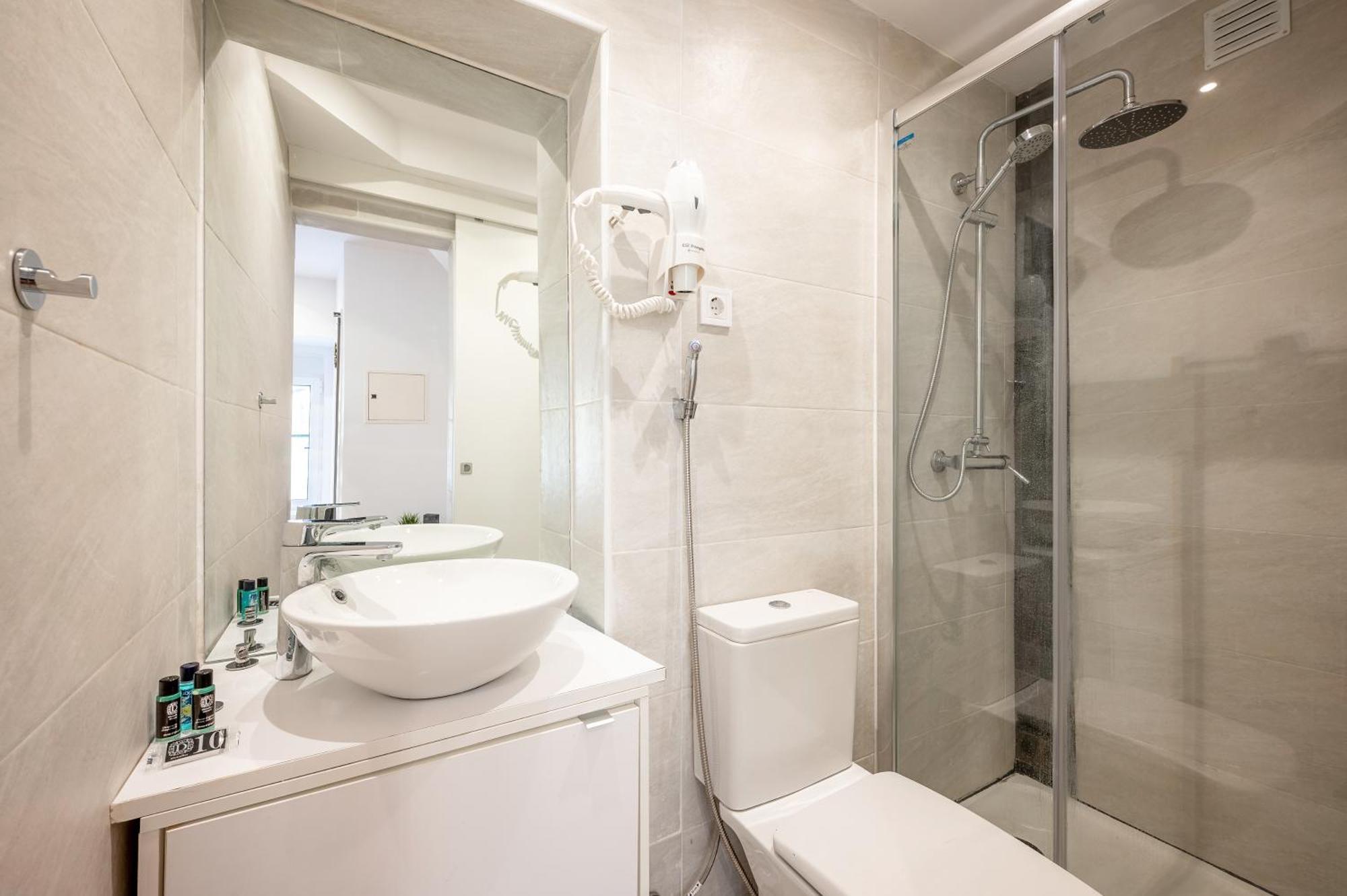 Cozy Getaway In Alfama By Lovelystay Apartamento Lisboa